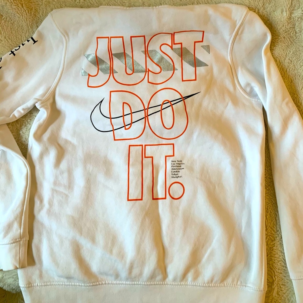 Nike Hoddie white for boys